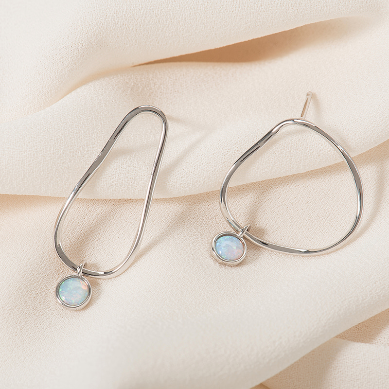 925 Silver Opal Gemstone Unbald Earrings
