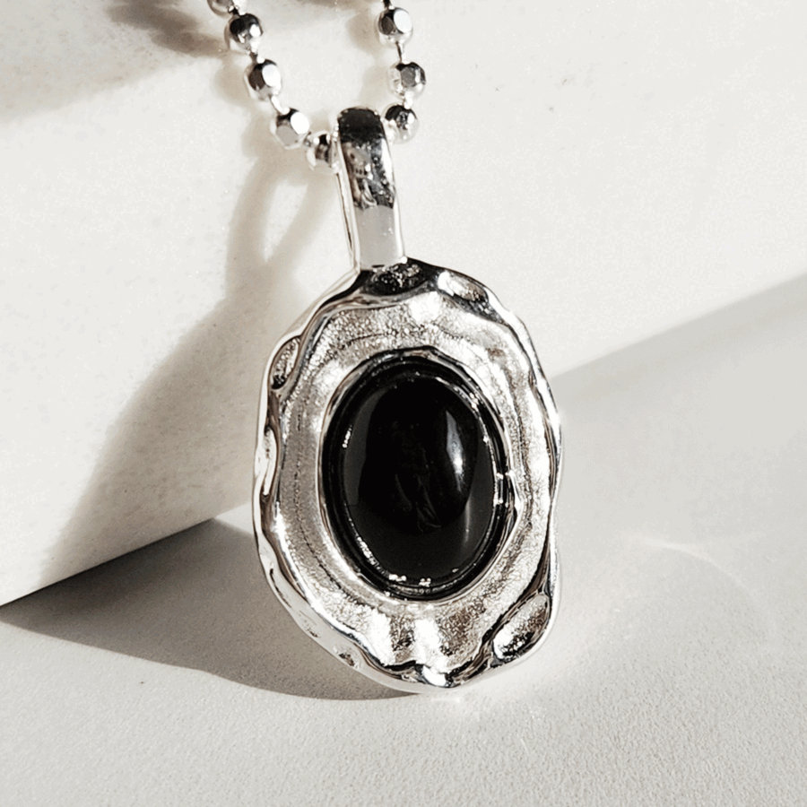 925 Silver Bold Antique Onyx Tap Frame Necklace